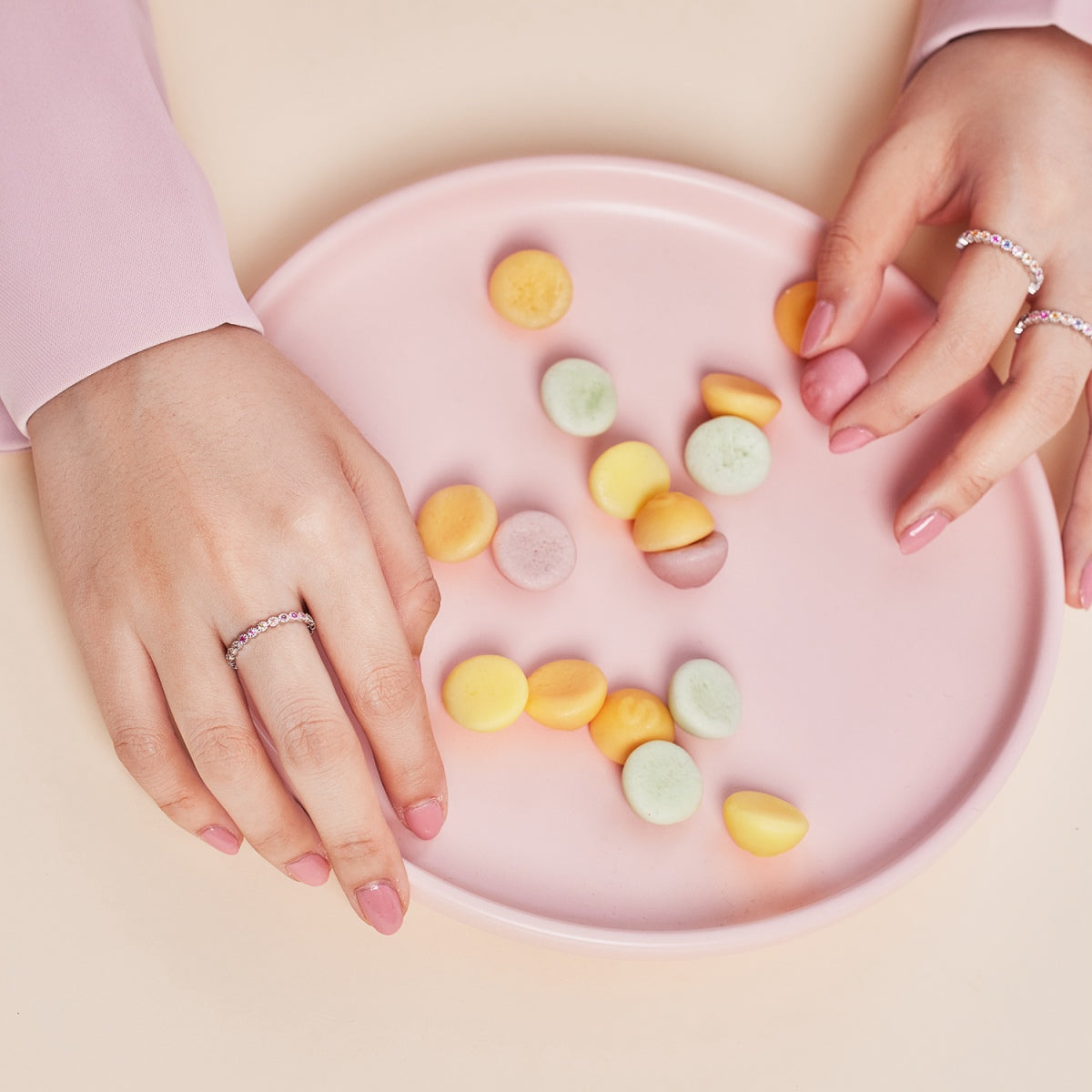 [Luck&Love]Unique Scintillating Round Cut Daily Ring