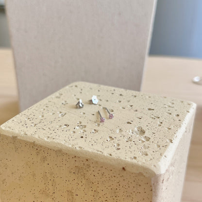 [Luck&Love]Delicate Solitaire Earrings