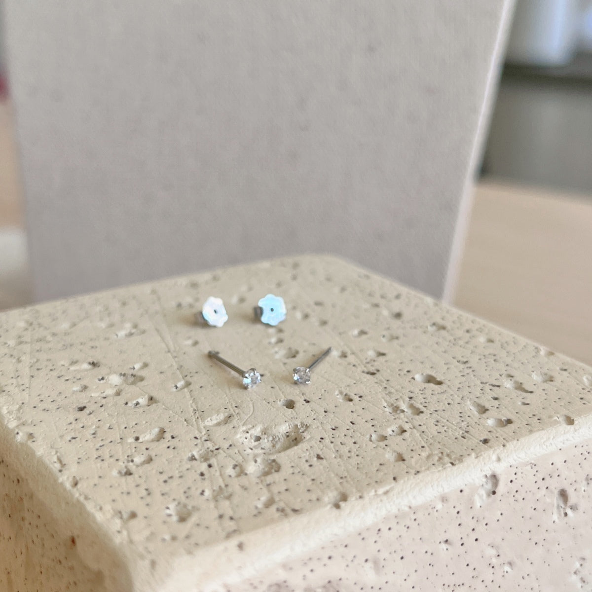 [Luck&Love]Delicate Solitaire Earrings