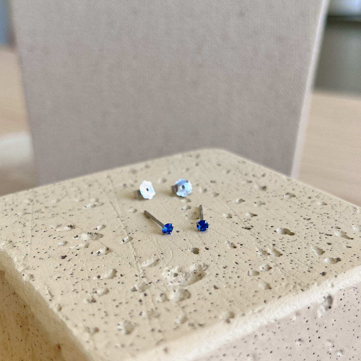 [Luck&Love]Delicate Solitaire Earrings