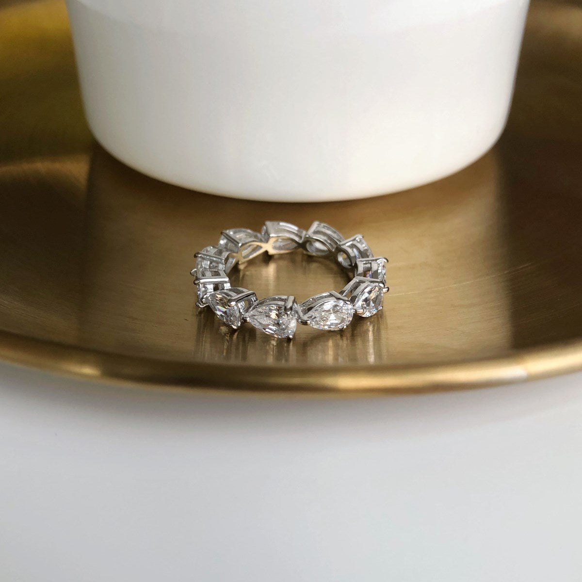 [Luck&Love]Exquisite Pear Cut Tennis Ring